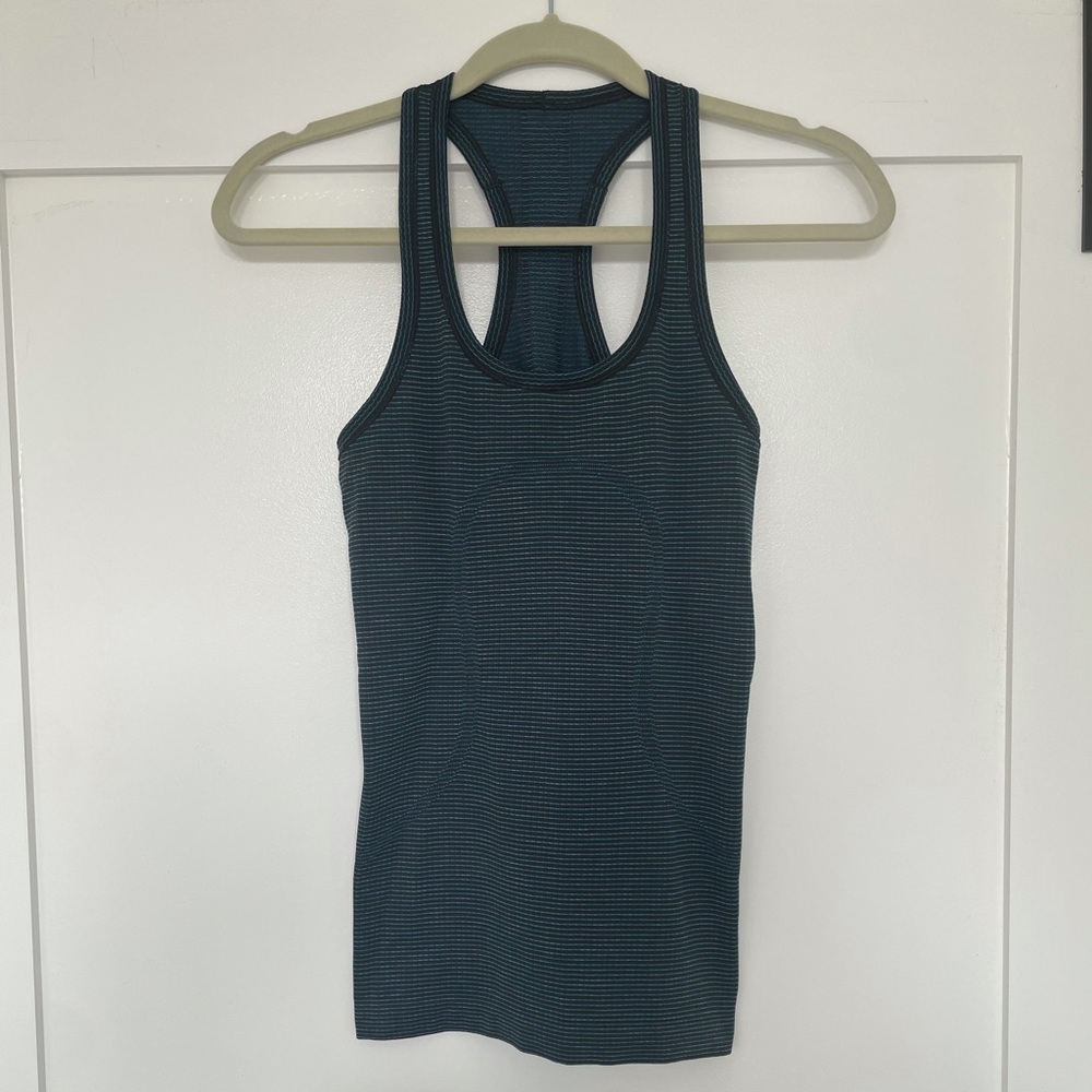 Lululemon Swiftly Tech tank